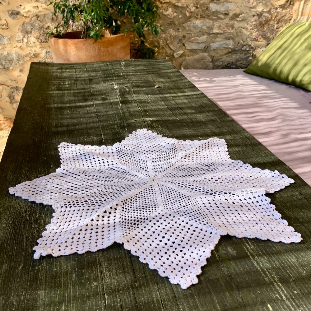 White Handmade Crochet Star Table Mat