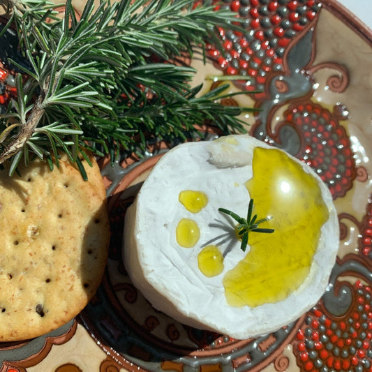 Different Colours of Olive Oil: What Do They Mean?